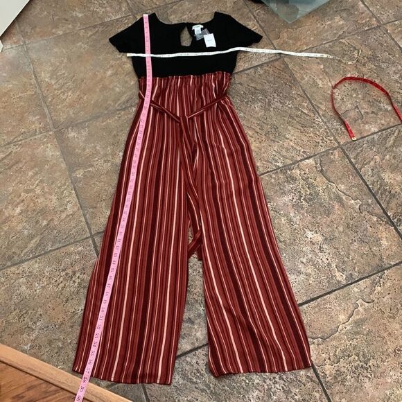 LA Gypsy Large Black Scoop Neck Top Stripped Elongating Leg Keyhole Closure - Picture 13 of 15